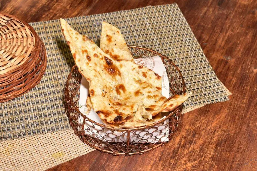 Butter naan at Temptation, Agra